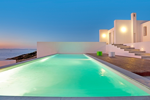 Edge on the Horizon Villa